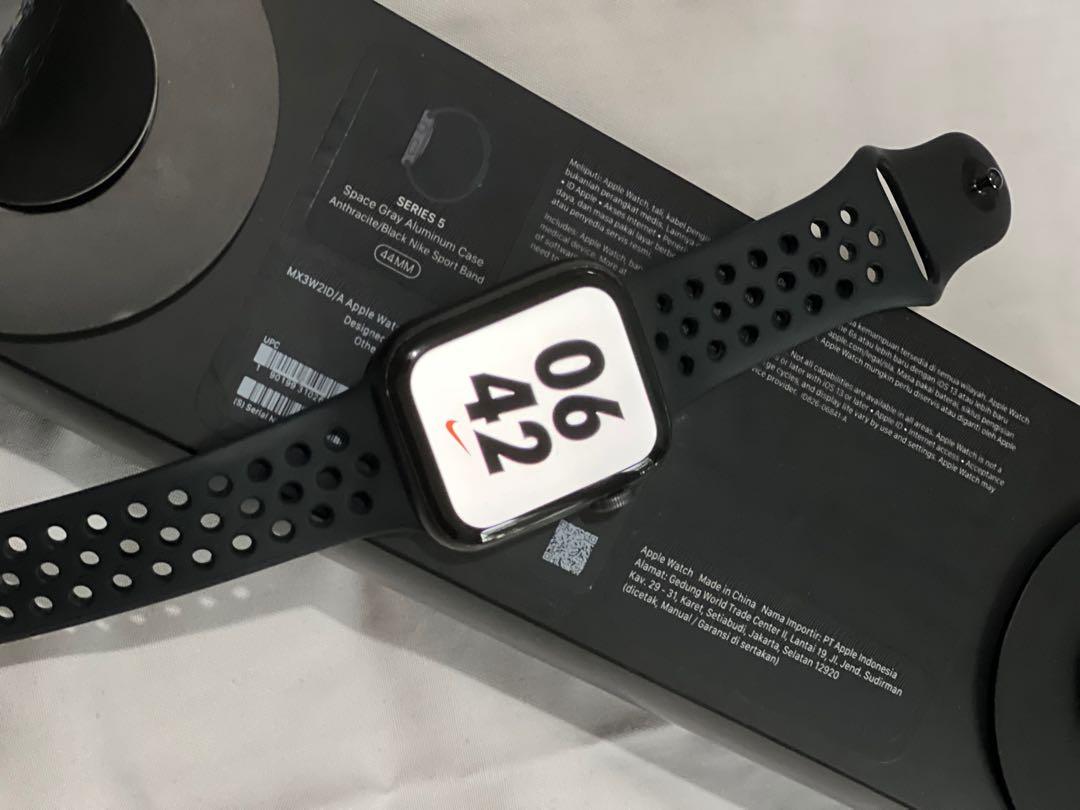 apple watch series 5 nike 44mm 