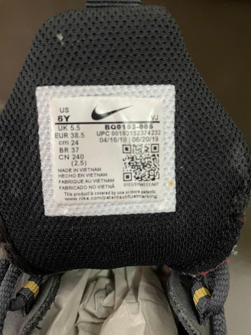 Auth Nike Kids TEEN Air Max 270 React sneakers