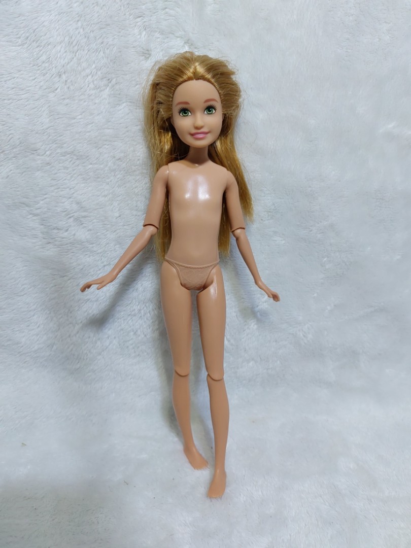 Articulated stacie store doll