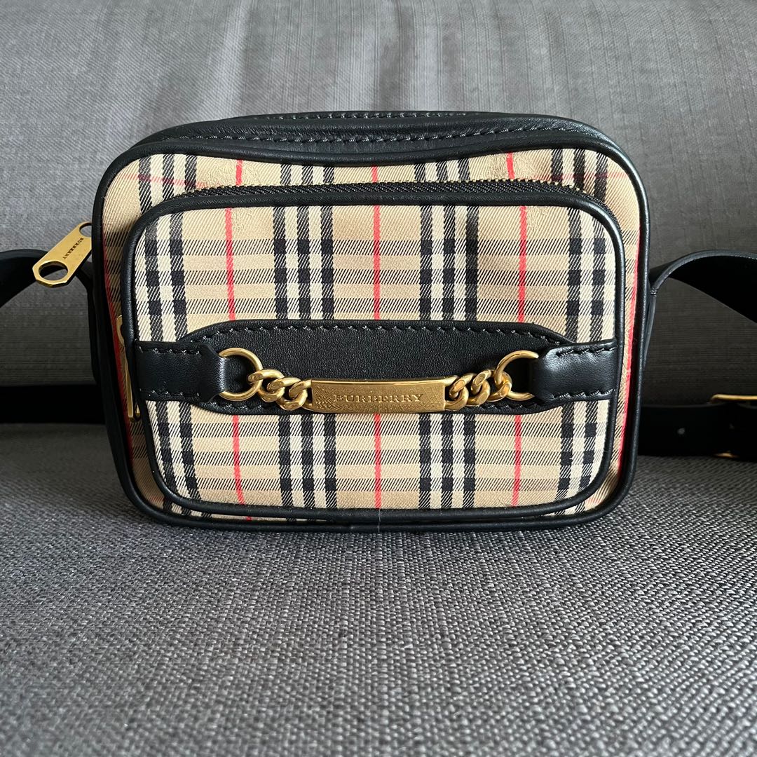 Burberry link cheap camera bag