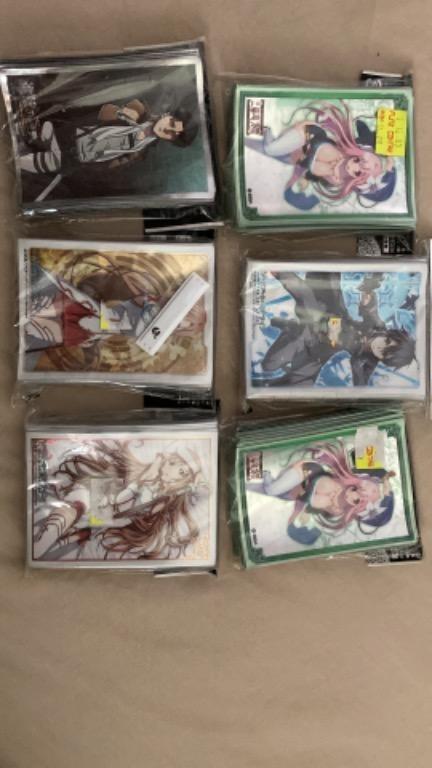 Bushiroad card sleeve SAO Attack of titan, Hobbies & Toys, Memorabilia &  Collectibles, Vintage Collectibles on Carousell
