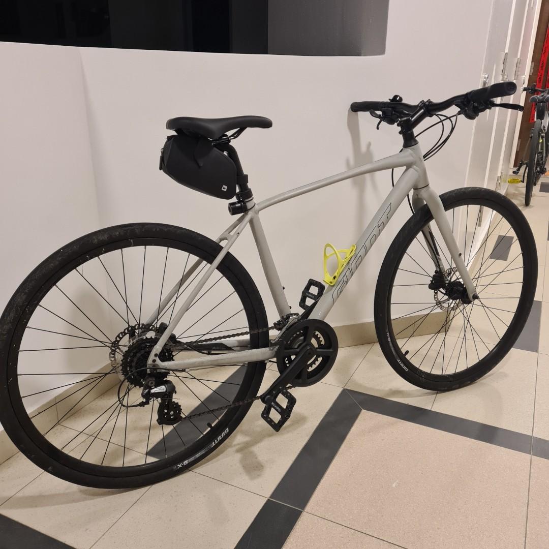 Giant city hybrid bike sales