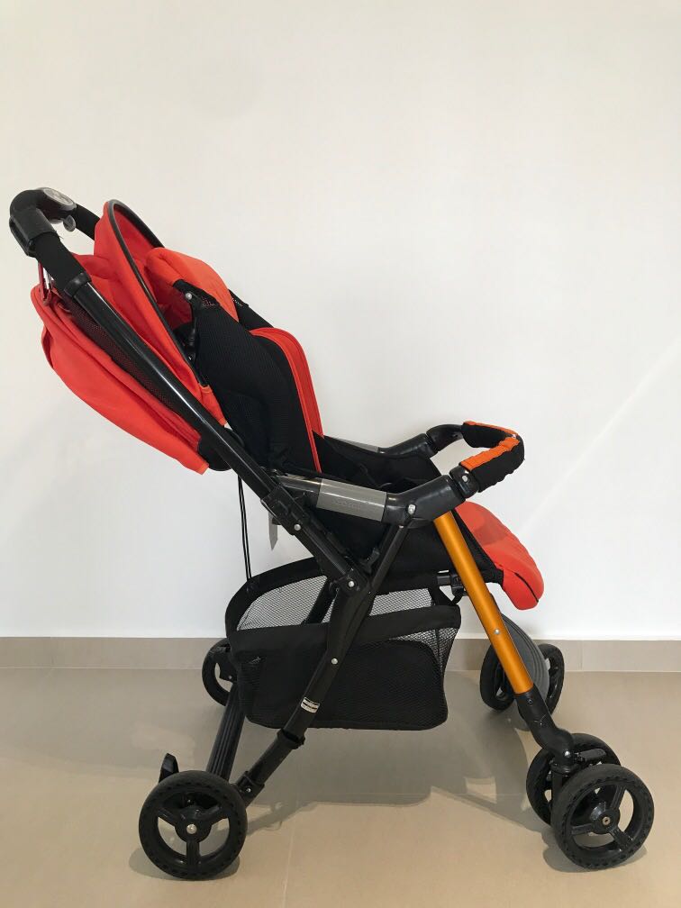Combi Reversible Stroller 8 10 condition
