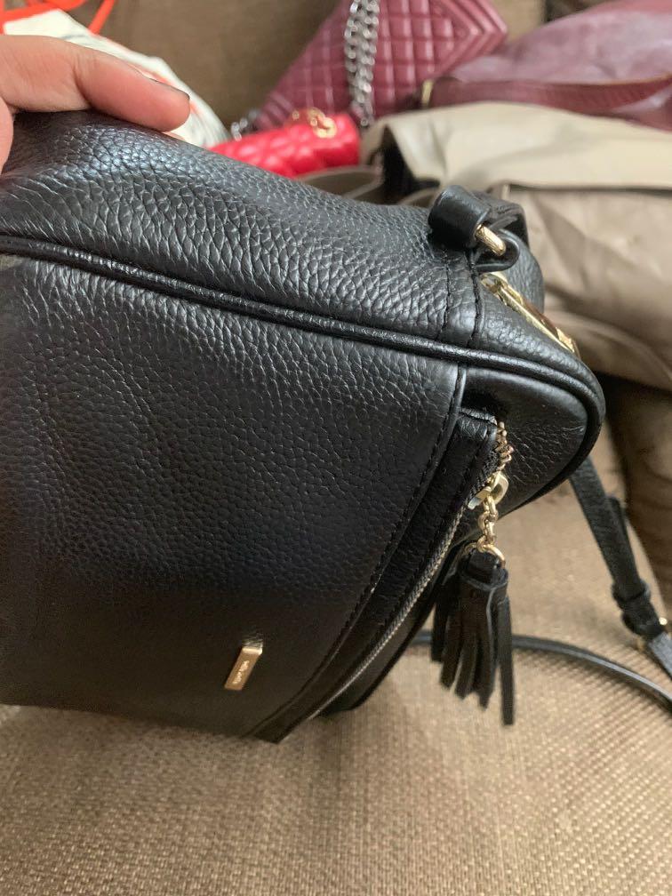 Della stella sales sling bag