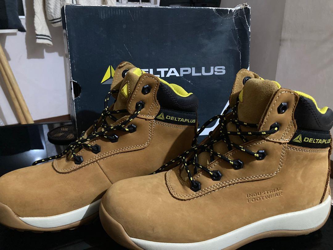 Delta plus shoes price hot sale