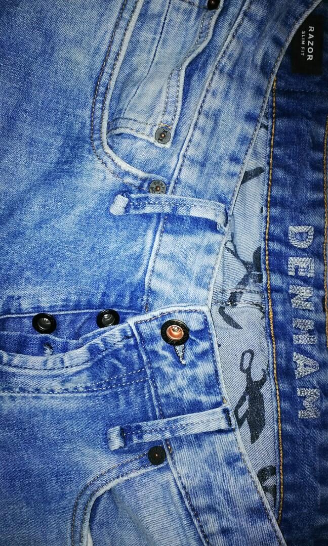 Denham - 33 (Category: Jeans) located in Puerto Princesa. Submitted by thrinidad (Listing ID 1142097026, Image 2). Description: razor slim fit size 33eu dimension (laid flat) 17" waist 39.5" outseam 30.5" inseam 11" thigh 7.5 or 8" knee 6.5" leg opening fits 34" waistline stretch fabric like new, with minor issue(s) inside, cut wash tag see last picture near my thumb Disclaimer : color may vary due to photographic lighting sources or your monitor