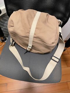 （分類：）位於 。 由 hotdogbenben 提交（商品編號 1142030151，圖片 1）。簡介： 。