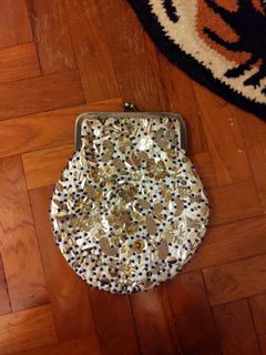 (Category: ) located in . Submitted by roselans (Listing ID 1141982111, Image 1). Description: .