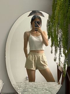 (Category: ) located in . Submitted by taetae_wardrobe (Listing ID 1141909312, Image 1). Description: .