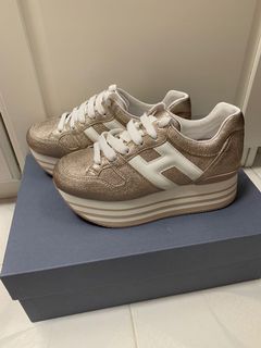 （分類：）位於 。 由 stephxx.l 提交（商品編號 1142082105，圖片 1）。簡介： 。