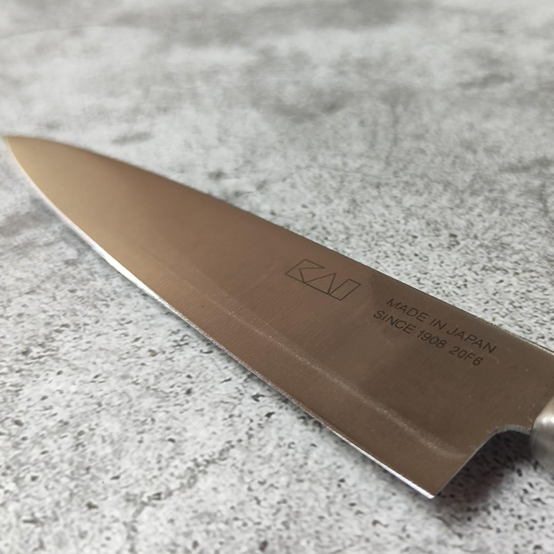 Japanese KAI Sekimagoroku Akane Petty Knife, Furniture & Home Living