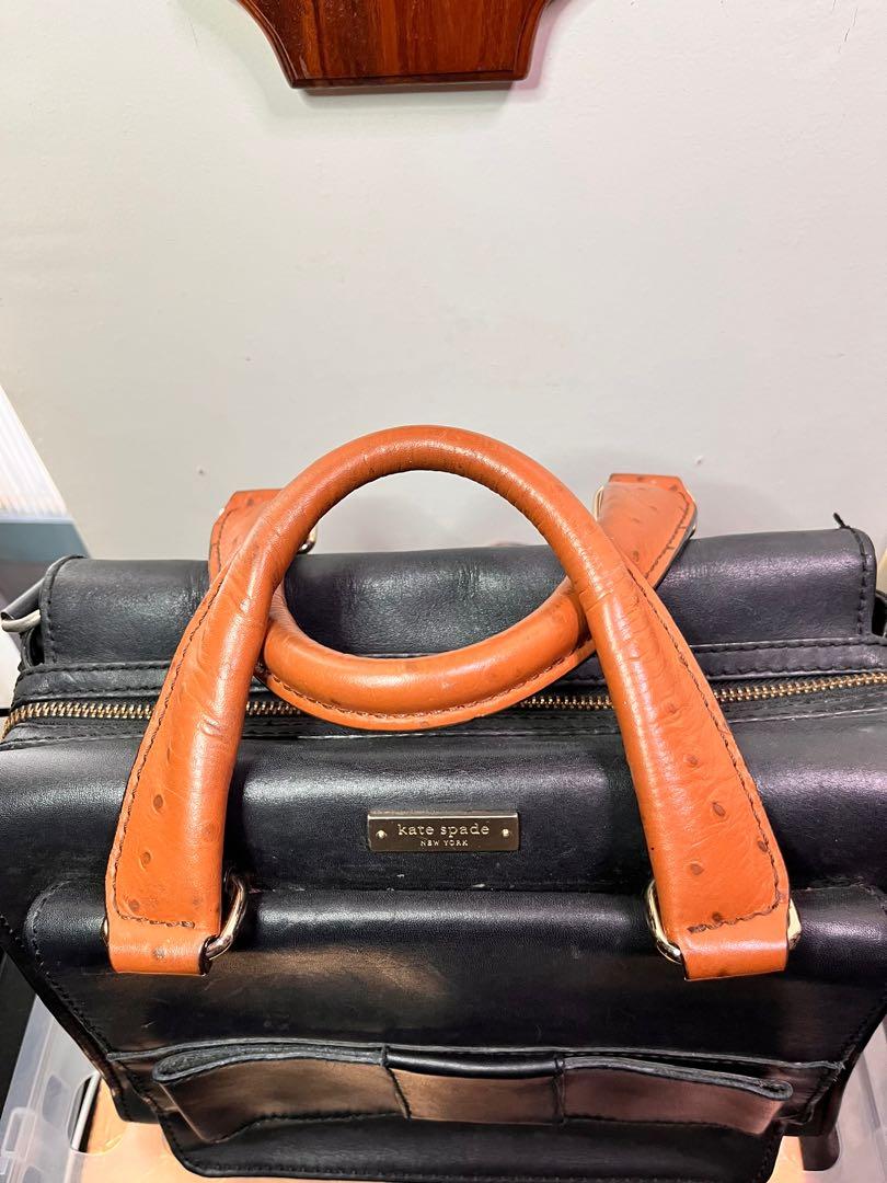 Kate Spade Bow Bridge Kennedy Bag (Category: Luxury Bags & Wallets) located in Manila. Submitted by arlyndeclutters (Listing ID 1141383025, Image 2). Description: .