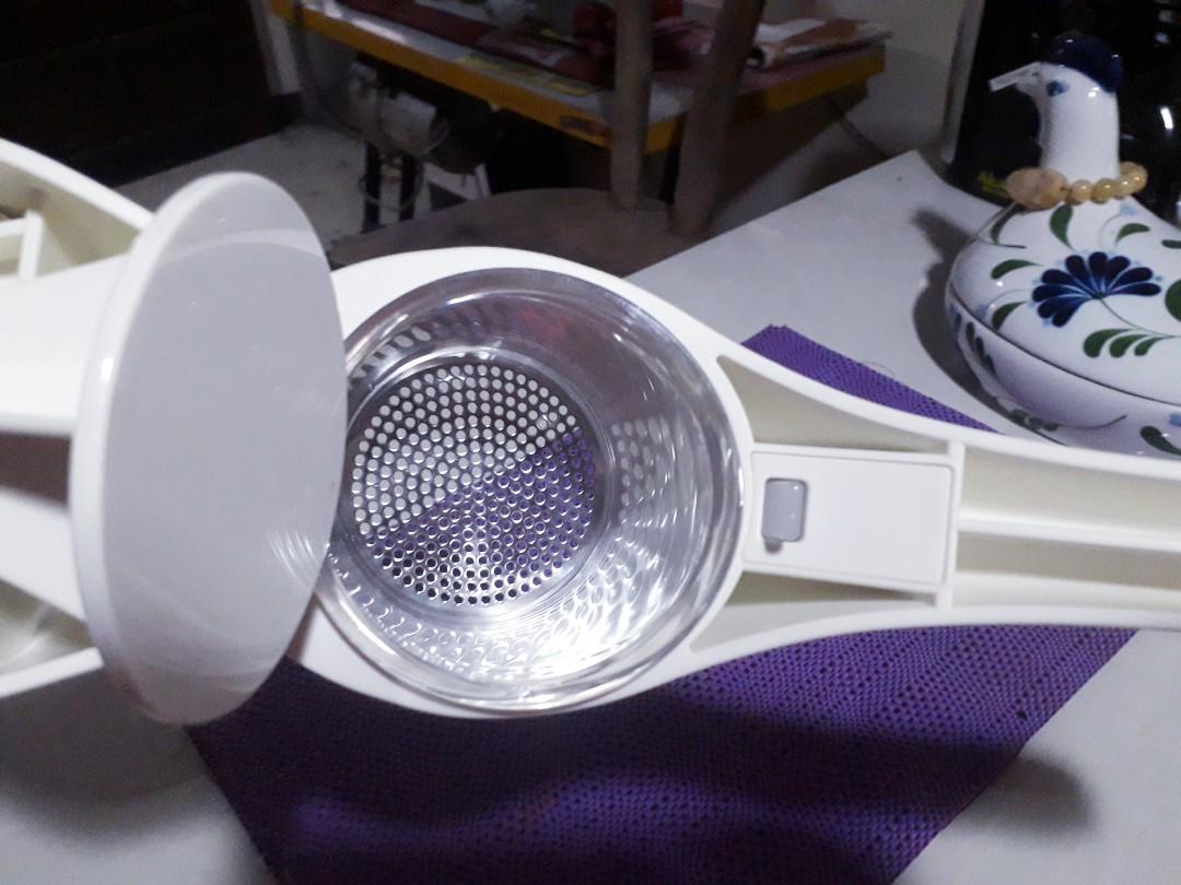 Kuhn Rikon Potato Ricer, Furniture & Home Living, Kitchenware