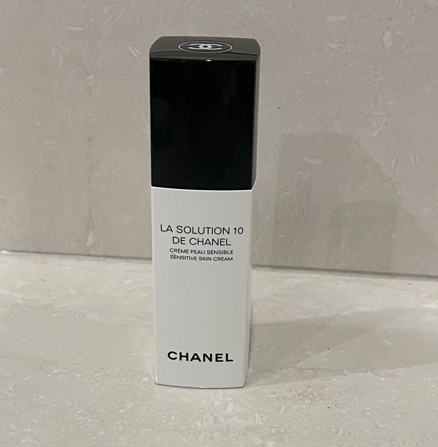 New York dermatologist Amy Wechsler on Chanels Solution 10 for sensitive  skin  Vogue France