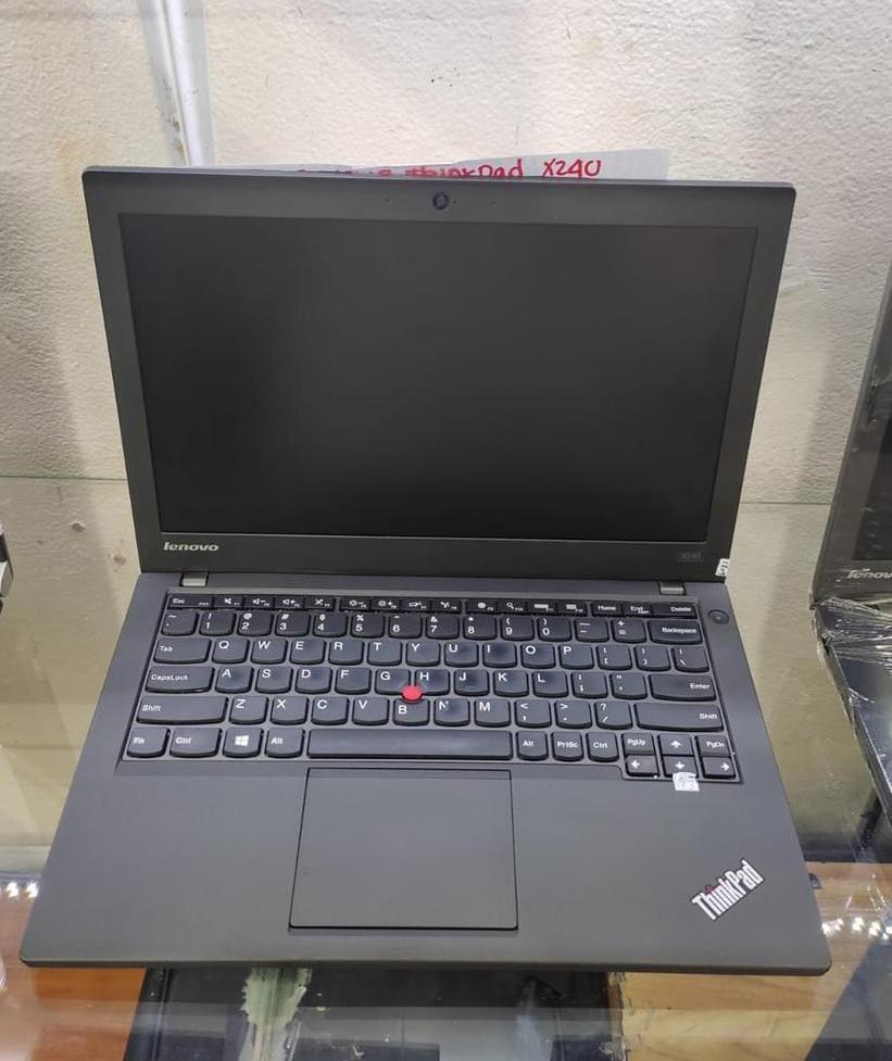 Lenovo ThinkPad X240 Core i5, Elektronik, Komputer, Laptop di