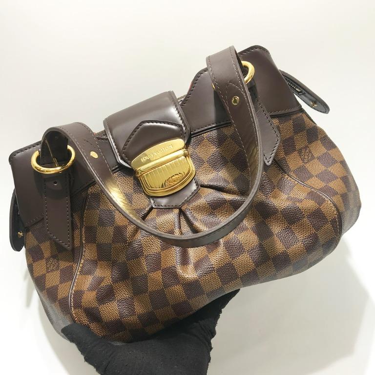 Louis Vuitton Batignolles Vertical Monogram Canvas Bag, Women's Fashion,  Bags & Wallets, Shoulder Bags on Carousell