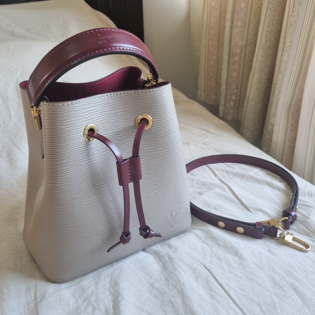 Louis Vuitton Neo Noe BB Epi Galet, Luxury, Bags & Wallets on Carousell