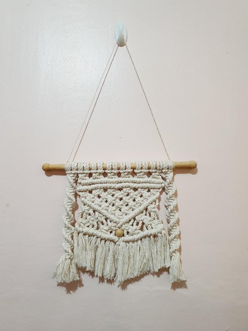 Macrame Home Decor (Category: Wall Decor) located in Calamba. Submitted by dianexing (Listing ID 1141949806, Image 1). Description: .