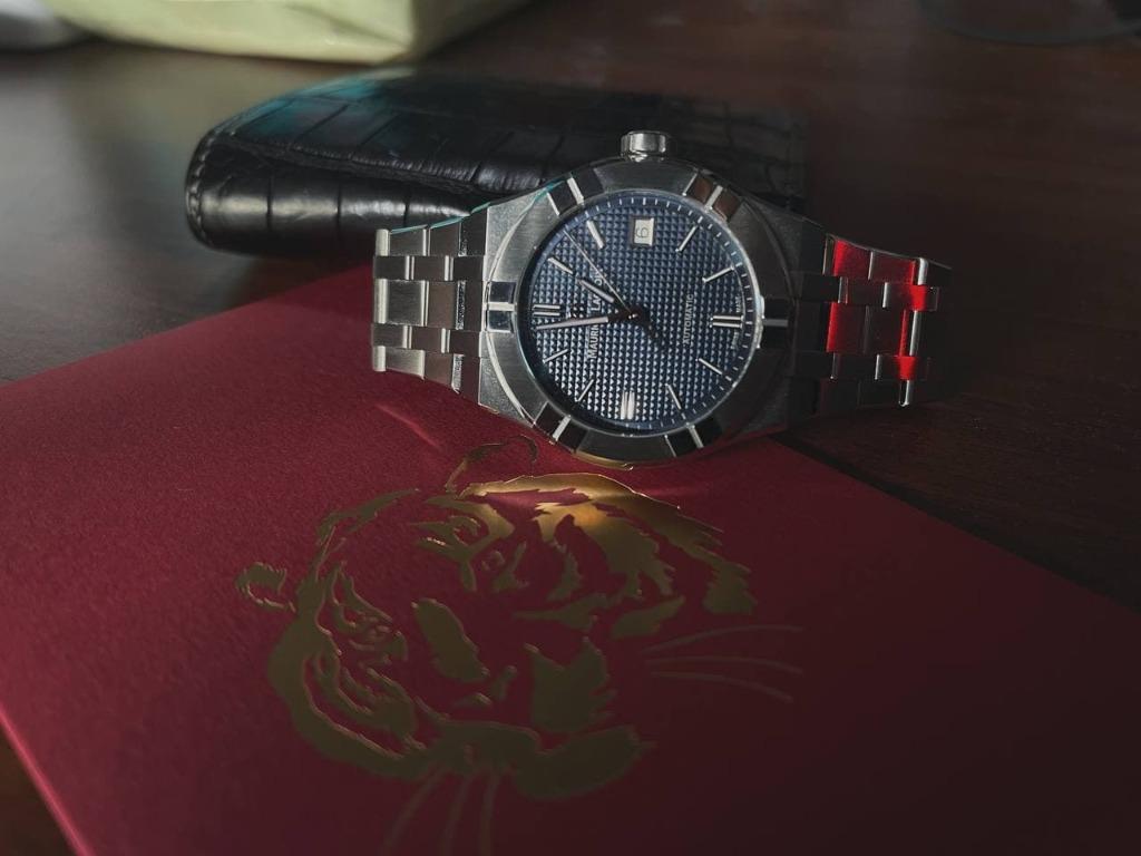 Maurice lacroix hotsell aikon bracelet