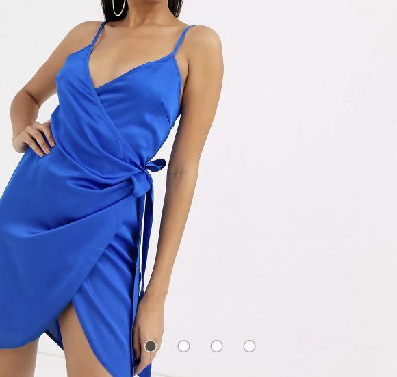 Missguided blue online satin dress