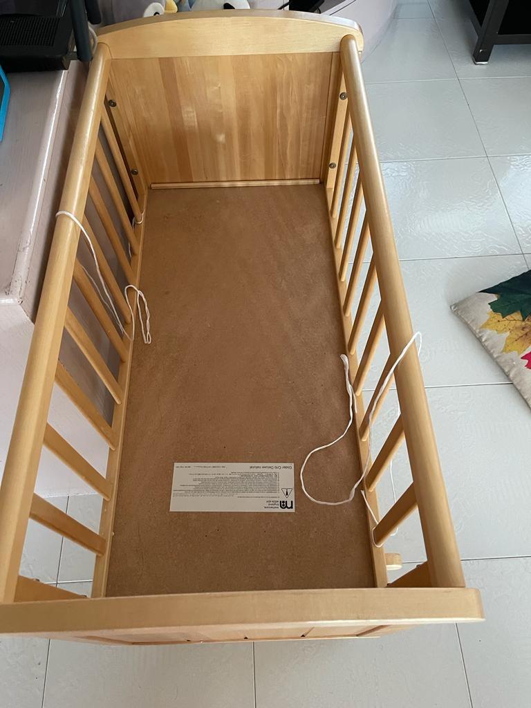 Mothercare Gliding Crib, Babies & Kids, Baby Nursery & Kids Furniture