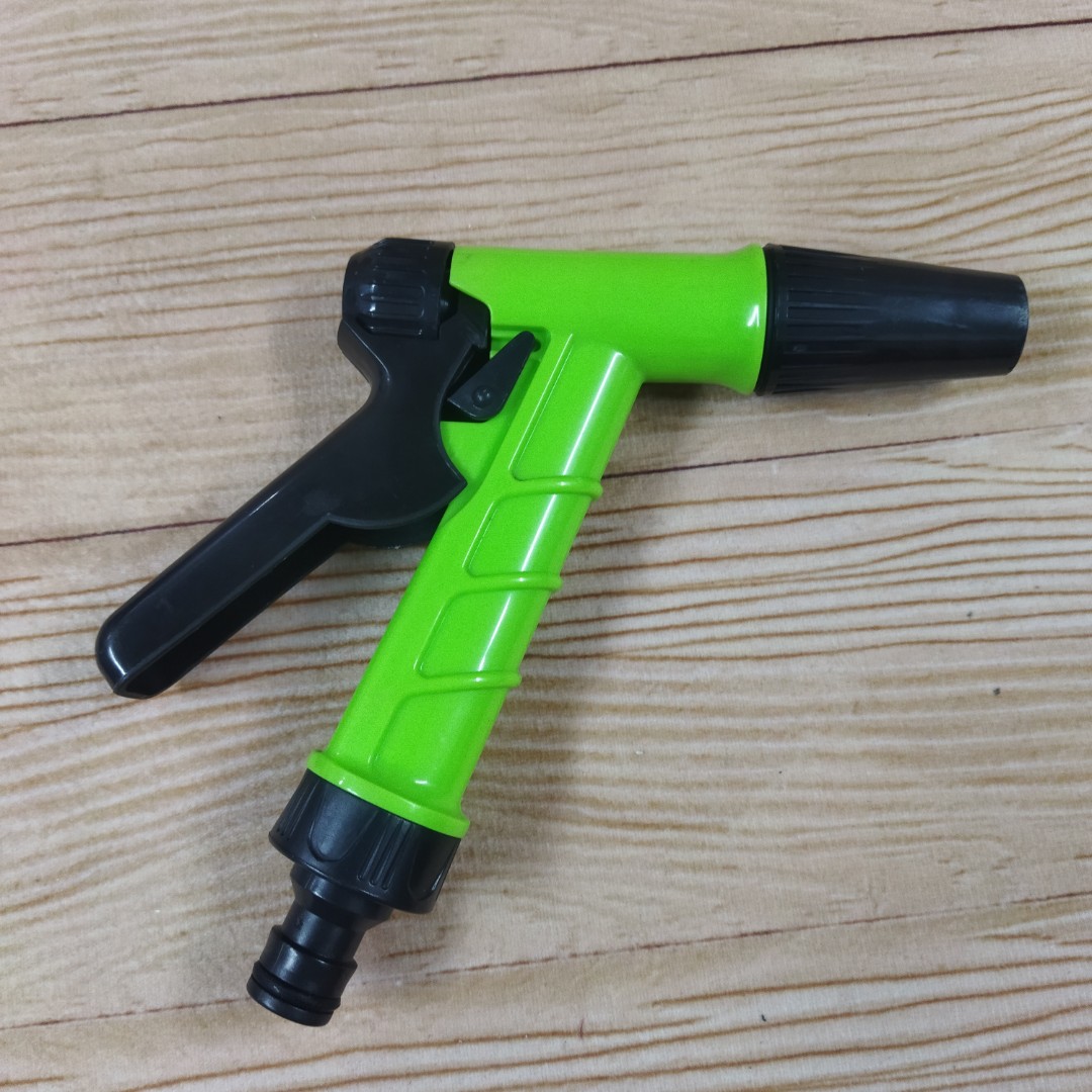 Mr. DIY Garden Water Nozzle, Furniture & Home Living, Gardening
