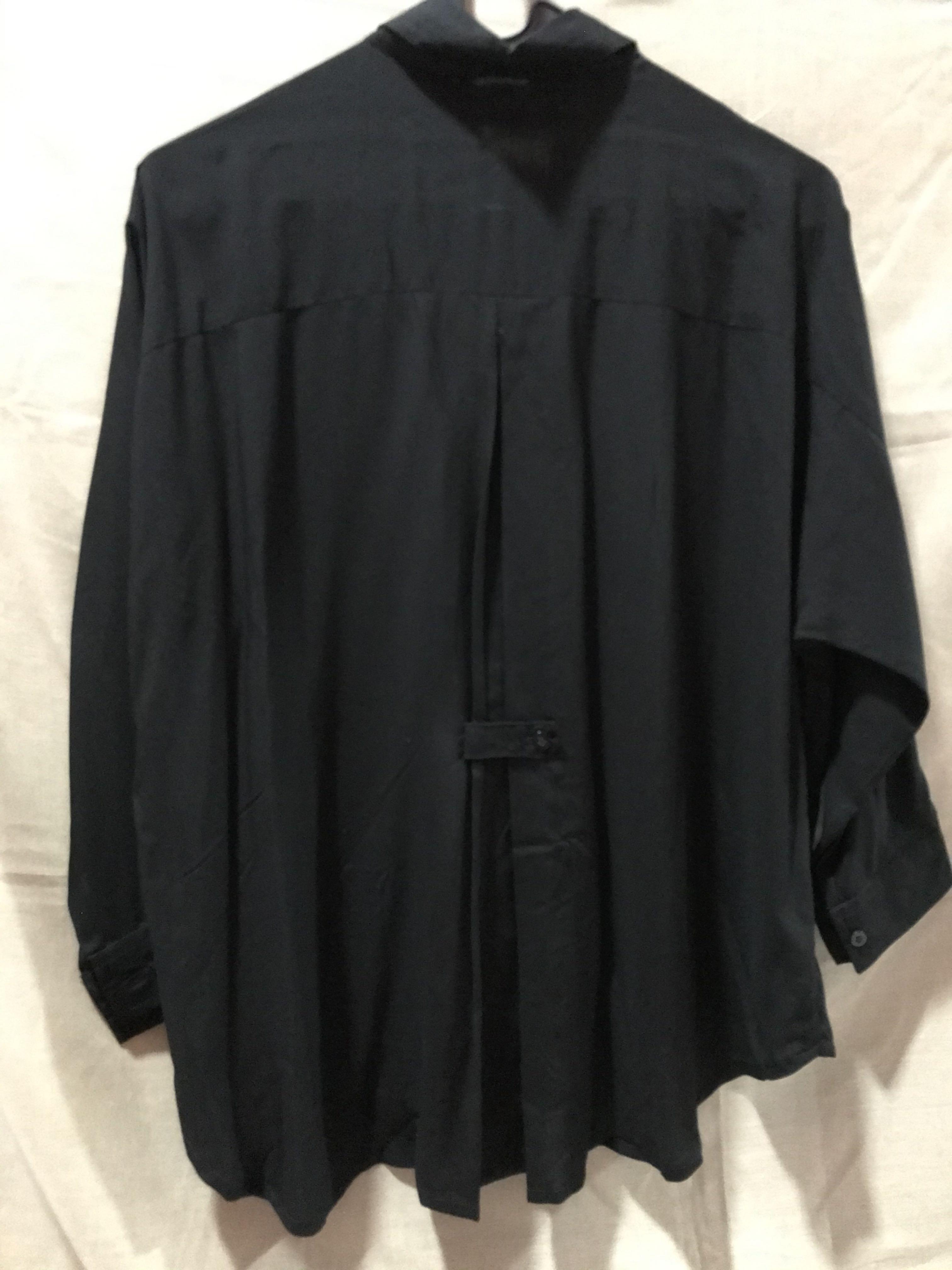 black shirt new