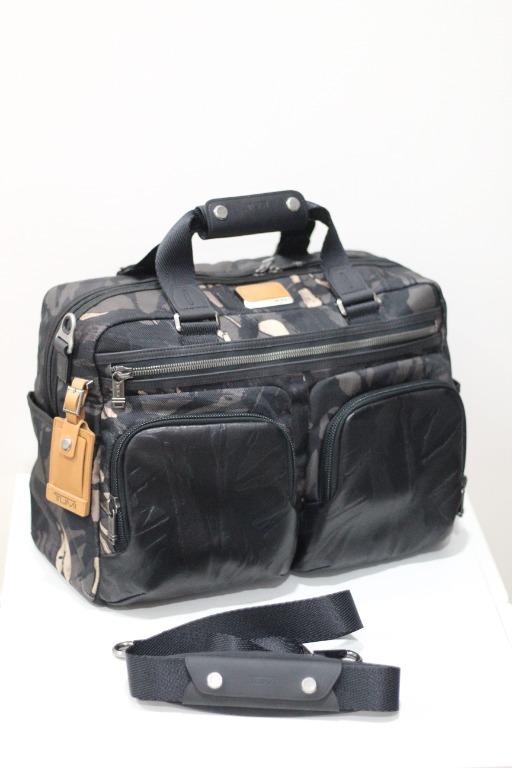 New Tumi 232691GHLP Alpha Bravo Camo Hunter Satchel duffle