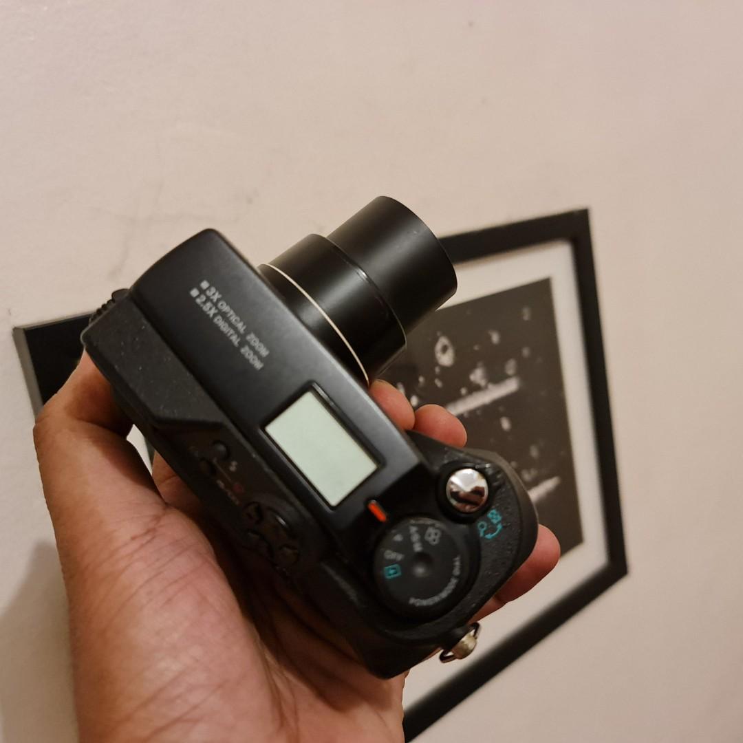 Olympus Camedia C3040 Zoom 3.3MP (Rare All Black Color), Photography