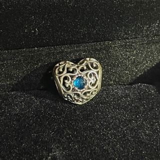（分類：）位於 。 由 yannes.c 提交（商品編號 1142017176，圖片 1）。簡介： 。