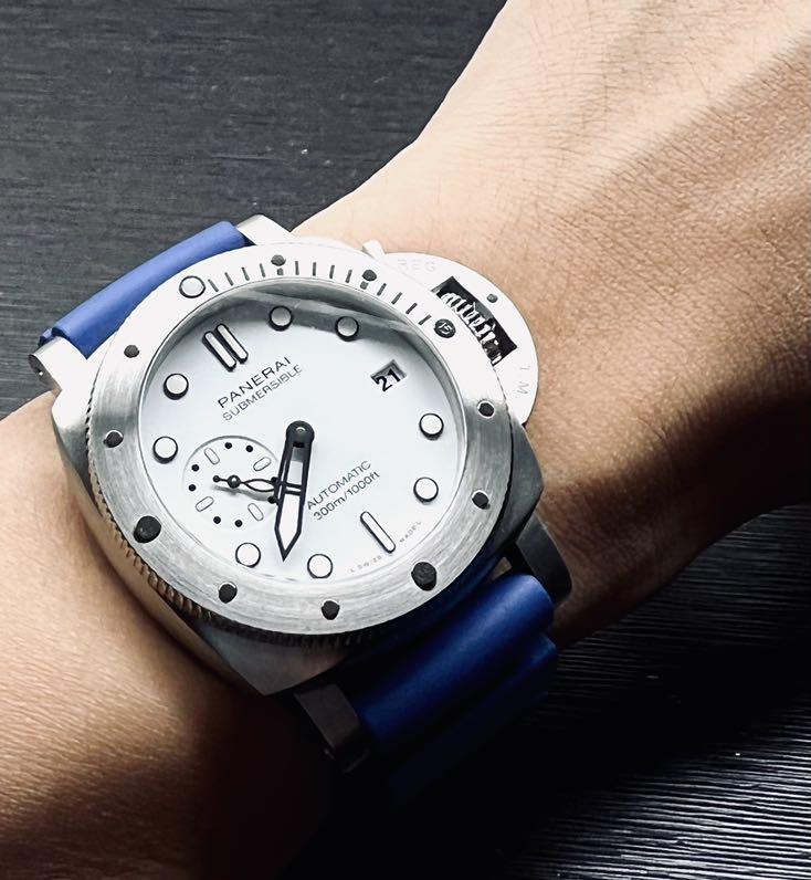 Panerai Submersible Bianco 42mm, Luxury, Watches on Carousell