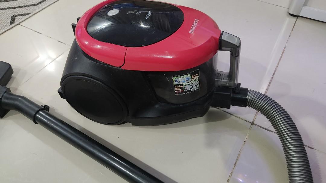 SAMSUNG Vacuum cleaner 2000w, TV & Home Appliances, Vacuum Cleaner
