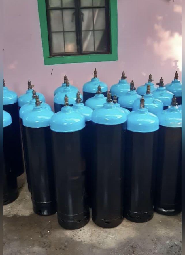 SELL/REFILL/RENT Oxygen and acetylene tank, Health & Nutrition, Medical