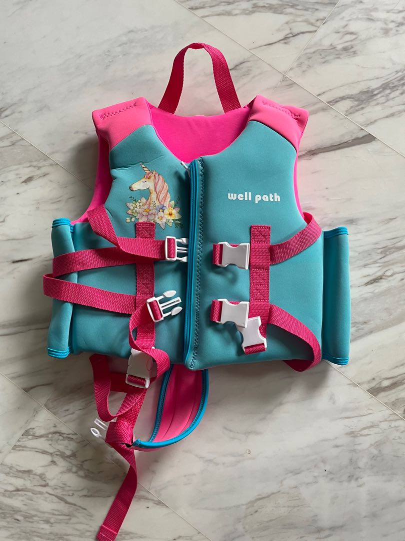 Toddler life Vest, Babies & Kids, Babies & Kids Fashion on Carousell