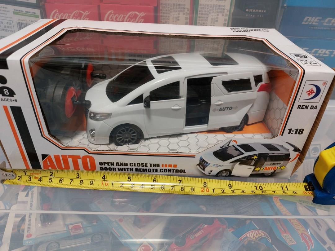 超大部toyota Alphard 遙控 可著頭燈 可打開側邊趟門 全新1 18 白色仿豐田 30系埃爾法 玩具搖控7人車white Color Toyota Alphard Vellfire 超大部toyota Alphard 遙控 可著頭燈 可打開側邊趟門 全新1 18 白色仿豐田 30系埃爾法 玩具搖控7人車white Color Toyota Alphard Vellfire