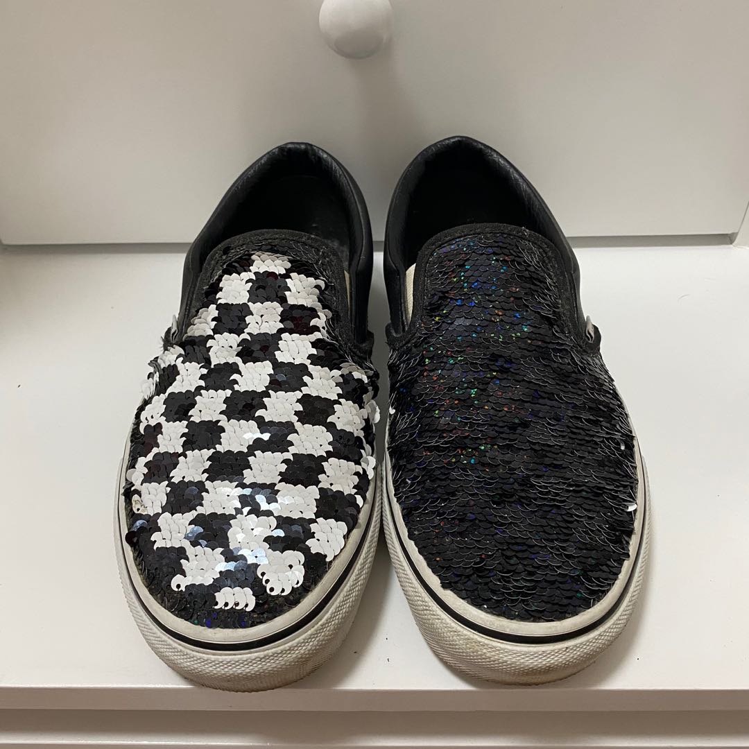 vans slip on flipping sequins