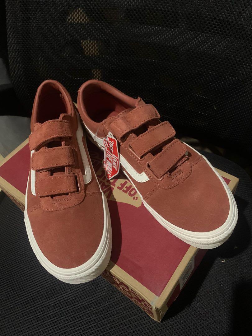 Vans Ward V (Suede) Redwood, Women's Fashion, Footwear, Sneakers on  Carousell