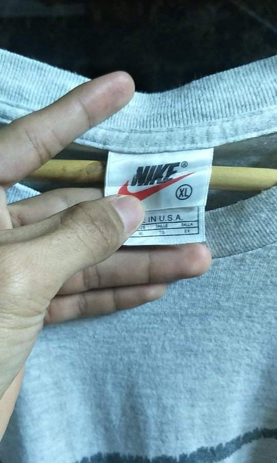Vintage 90s Nike Big Swoosh Tee (Category: Tshirts & Polo Shirts ) located in Caloocan City. Submitted by LeGoat06 (Listing ID 1141977123, Image 2). Description: Vintage 90s Nike Big Swoosh Tee -Size XL -23 pit to pit -30 length.