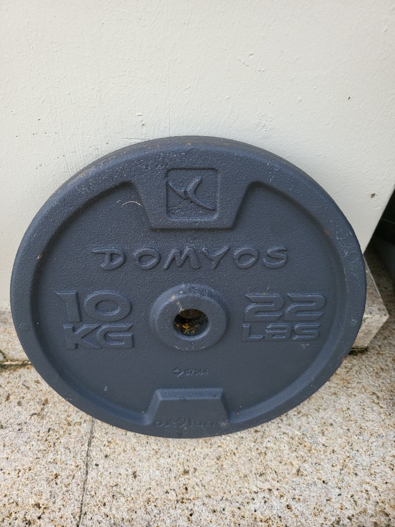 Weight plate for sale 10 kg & 20 kg, Sports Equipment, Exercise