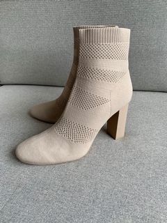 （分類：）位於 。 由 olga.k 提交（商品編號 1141906200，圖片 1）。簡介： 。