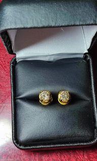 14k stud diamond earrings