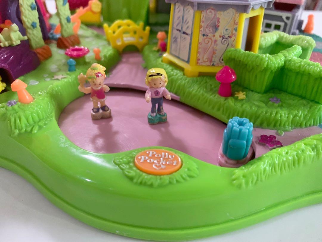 Polly pocket best sale magical movin fairyland