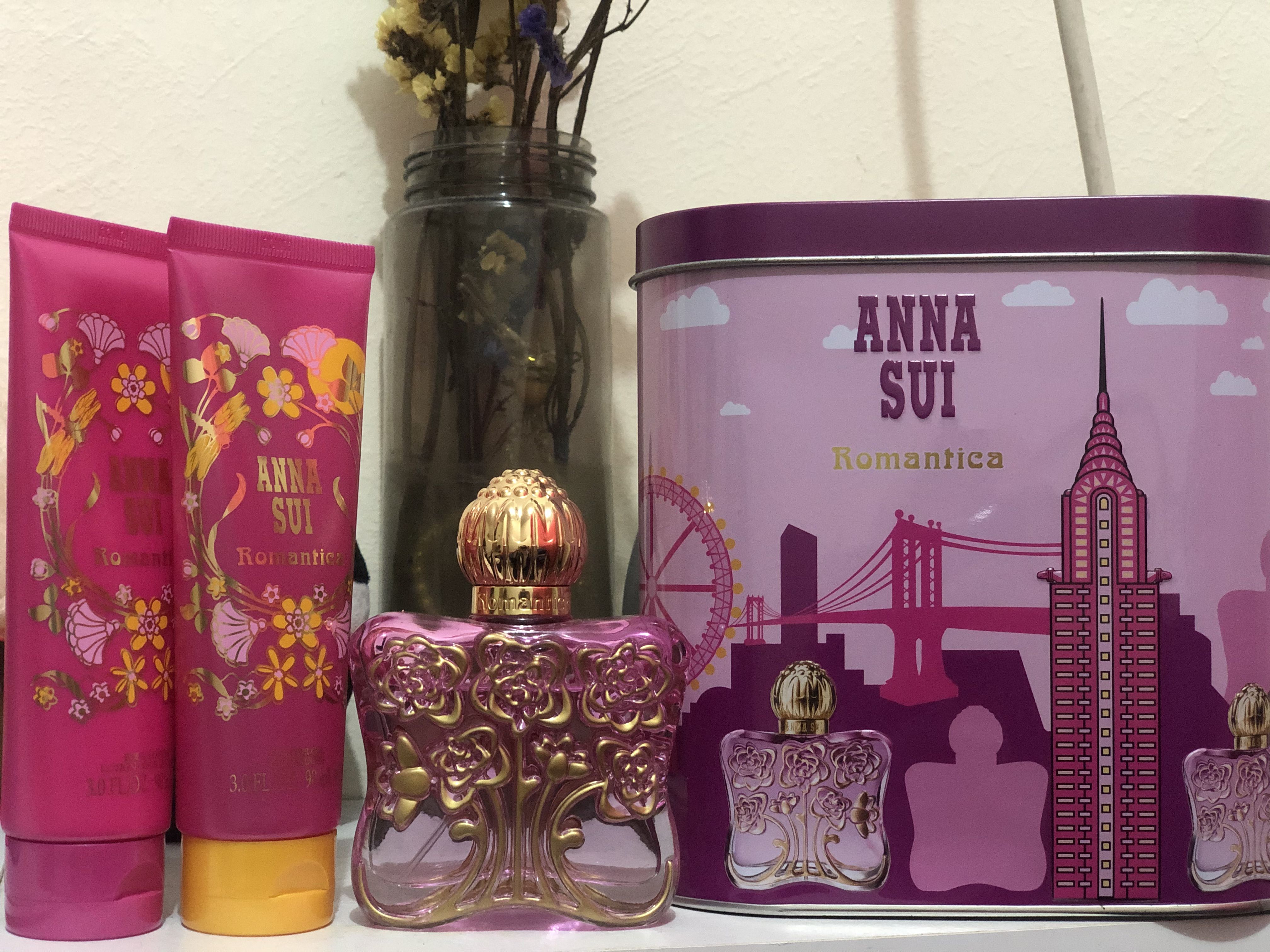 Anna sui 2025 romantica