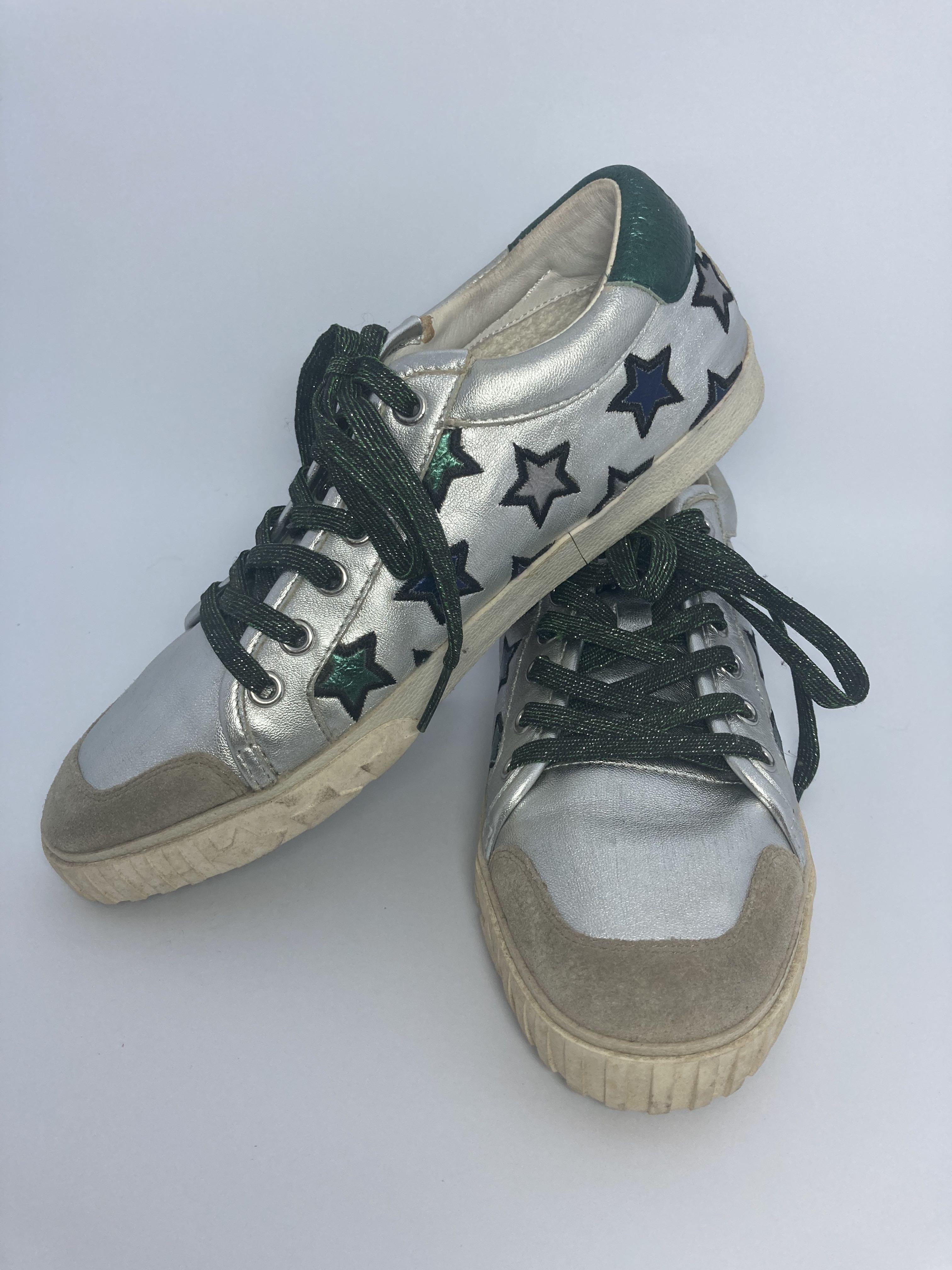 Ash Majestic Star Motif Trainers in Metallic