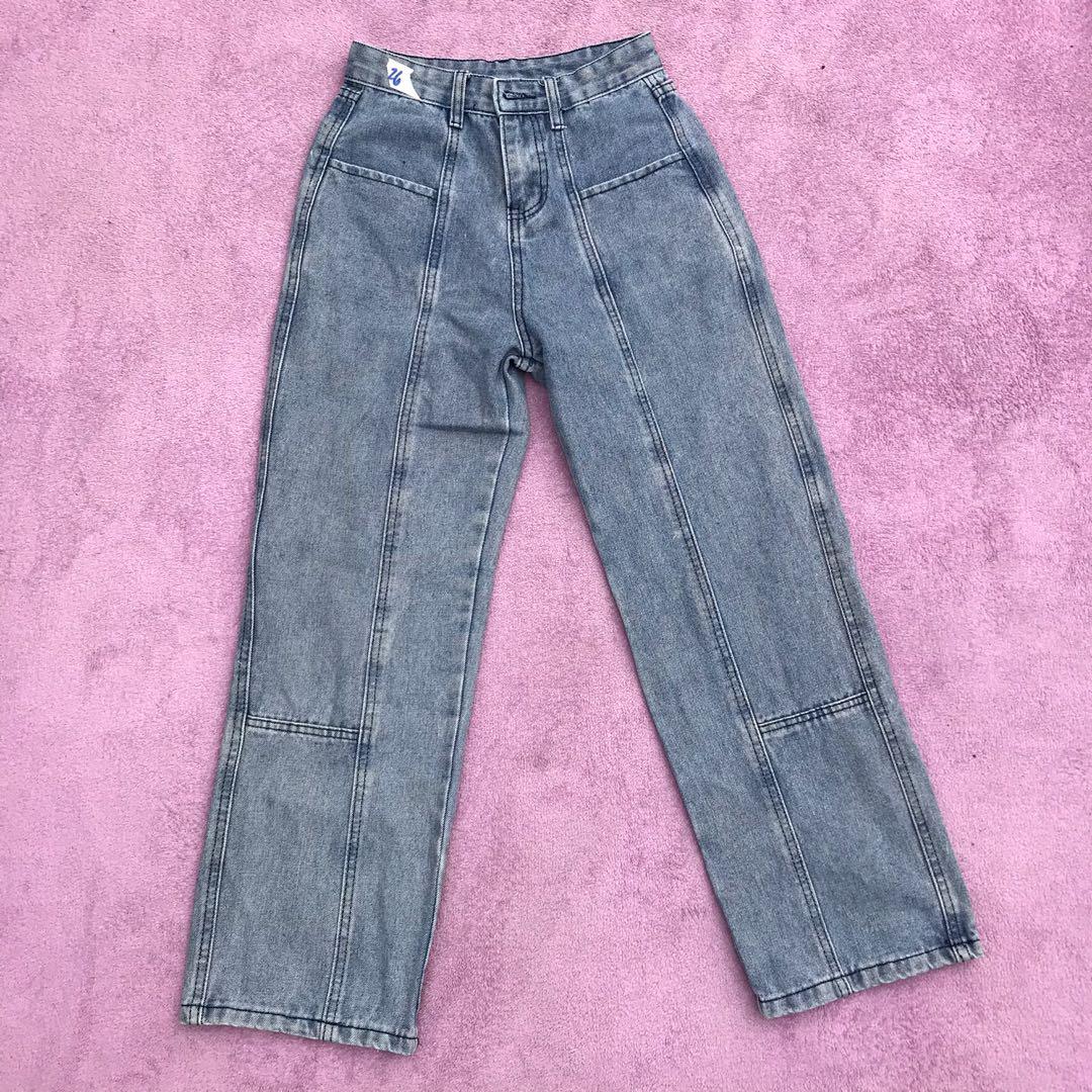 Baggy Pants (Category: Jeans) located in Caloocan City. Submitted by skeeeeeeeeeks (Listing ID 1142155803, Image 1). Description: ☁️ Price: P150 each only ☁️ Size: 26 *𝘀𝗶𝘇𝗲 𝗶𝘀 𝗶𝗻𝗱𝗶𝗰𝗮𝘁𝗲𝗱 𝗽𝗲𝗿 𝗶𝘁𝗲𝗺 *𝘀𝗶𝘇𝗲𝘀 𝗮𝗿𝗲 𝗺𝗲𝗮𝘀𝘂𝗿𝗲𝗱 𝘂𝘀𝗶𝗻𝗴 𝘁𝗮𝗽𝗲 𝗺𝗲𝗮𝘀𝘂𝗿𝗲 ✨ Shopee Checkout available! ✨ Open for COD & COP ✨ Shipping thru DPX, LBC & any same day delivery couriers ✨ Mode of Payment: Gcash, Palawan Express & Unionbank 