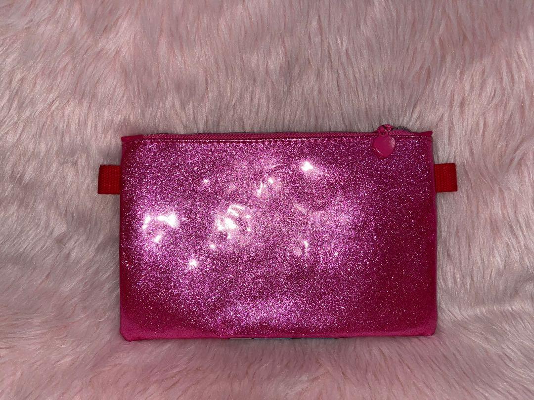 Bashful glittery flat pouch (Category: Purses & Pouches) located in Quezon City. Submitted by colmiclo (Listing ID 1142235130, Image 3). Description: Mammolo (Spanish) Bashful Flaw: zipper (last photo).