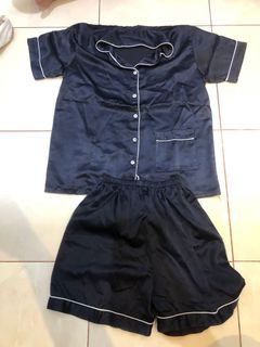 (Kategori: ) berada di . Dikirim oleh thriftdotcom (ID iklan 1142177193, Gambar 1). Deskripsi: .