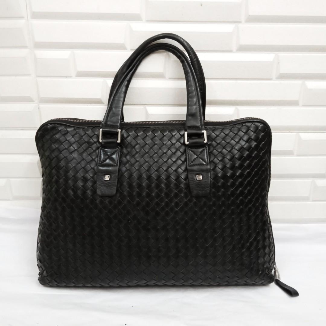 Nero intrecciato hotsell briefcase