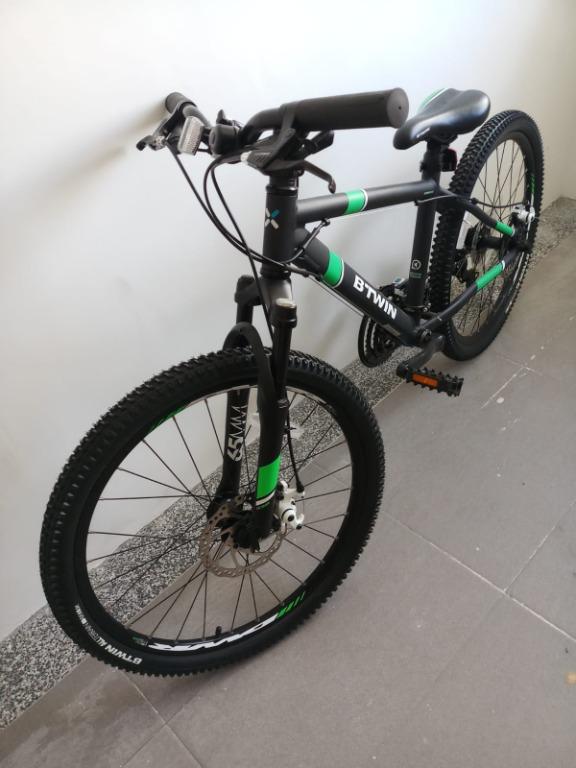 B TWIN ROCKRIDER 700 KIDS MOUNTAIN BIKE 24