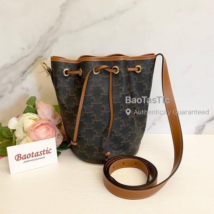 Small drawstring bag in triomphe 2025 canvas